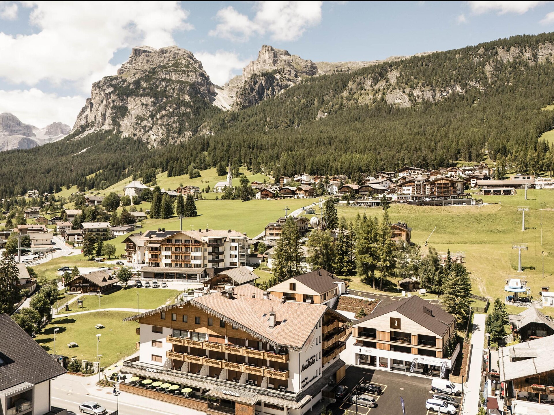 Hotel Ladinia - Dolomitenregion Alta Badia - #1 - suedtirol.info