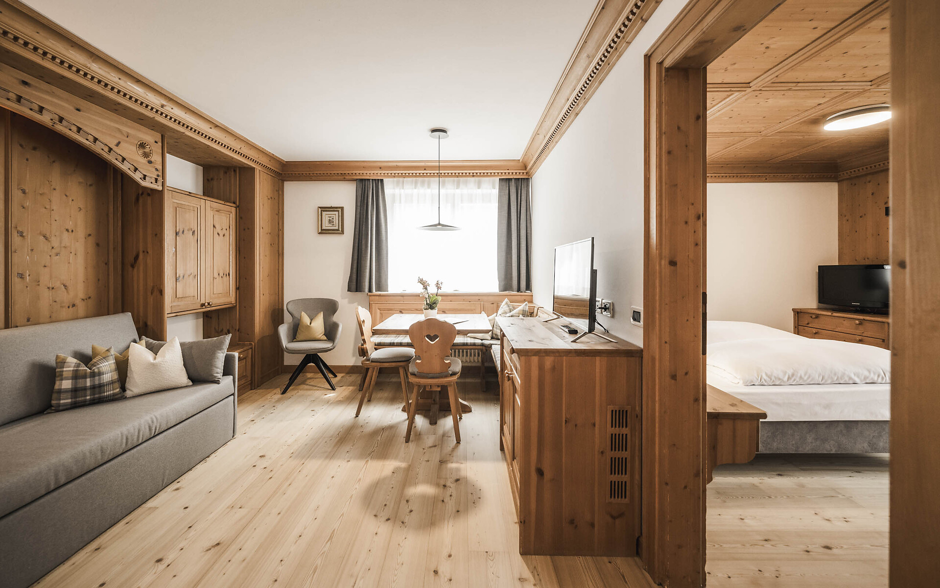 SUITE 3