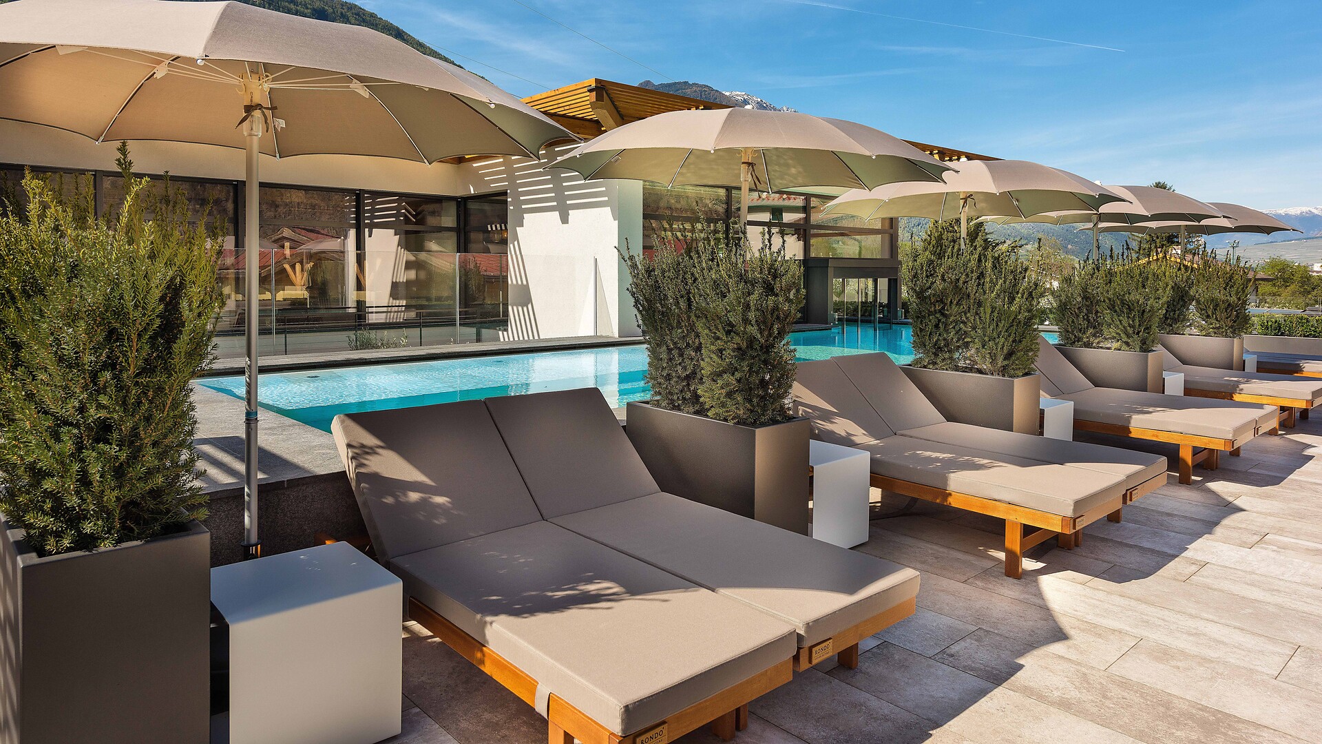 Hotel Paradies