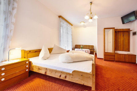 Hotel Obermoosburg Laces 3 suedtirol.info