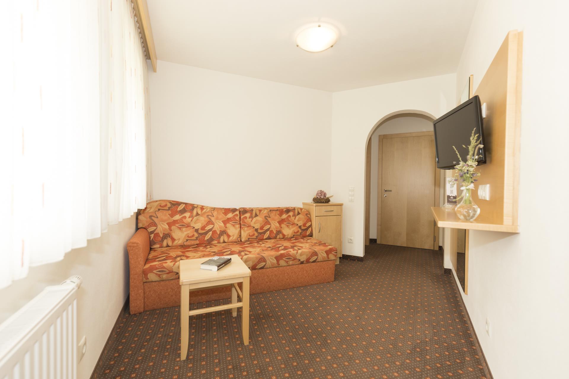 Hotel Dorfwirt Pfitsch/Val di Vizze 11 suedtirol.info