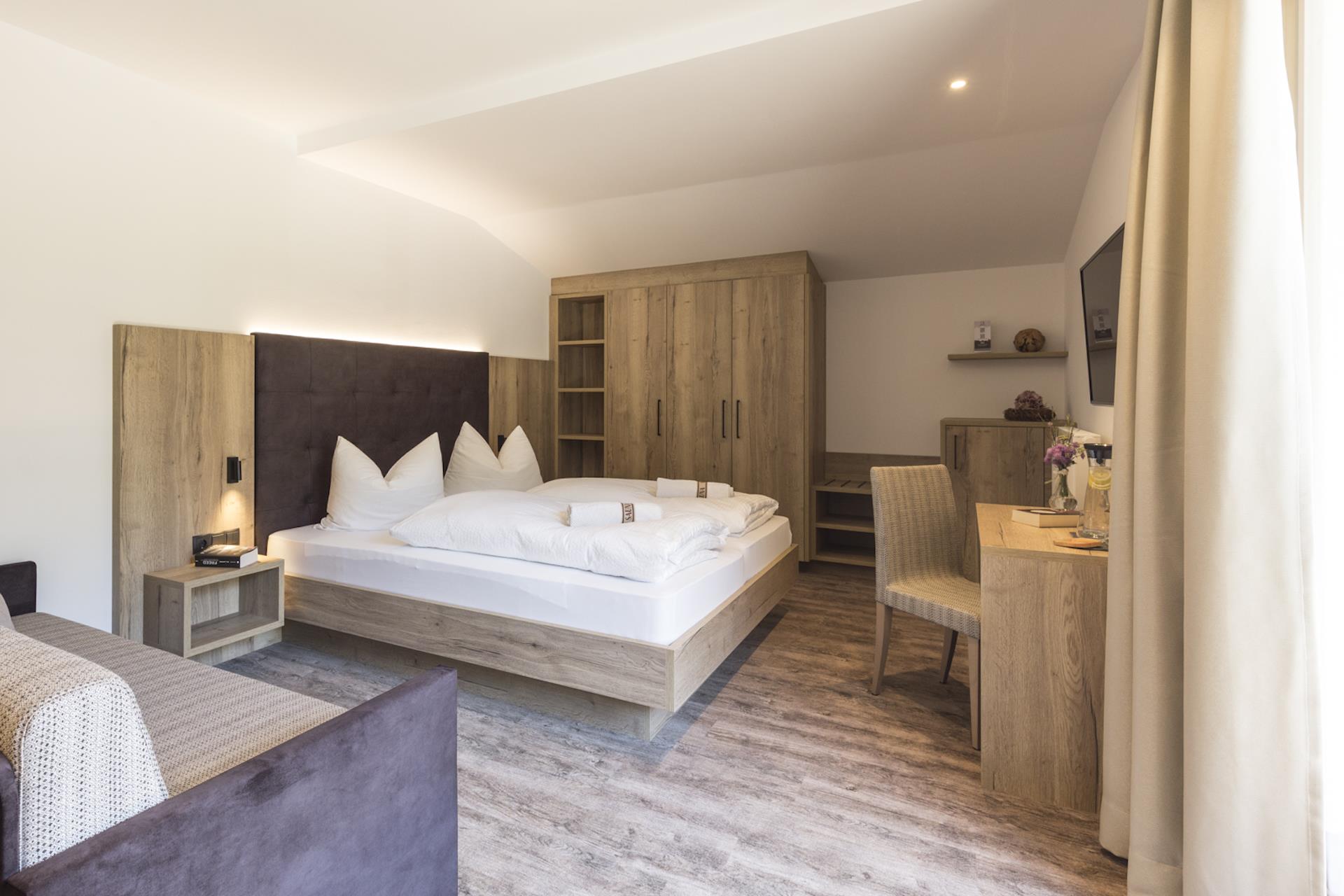 Hotel Dorfwirt Pfitsch/Val di Vizze 25 suedtirol.info