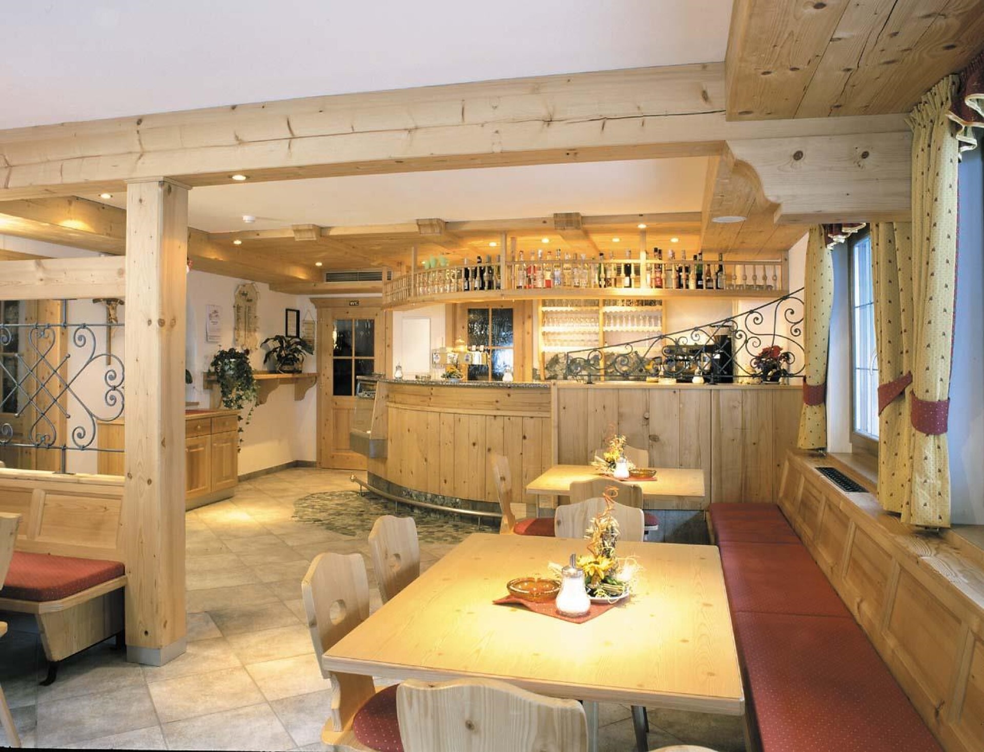 Hotel Bar