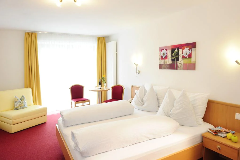 Hotel Reschnerhof Curon Venosta 9 suedtirol.info