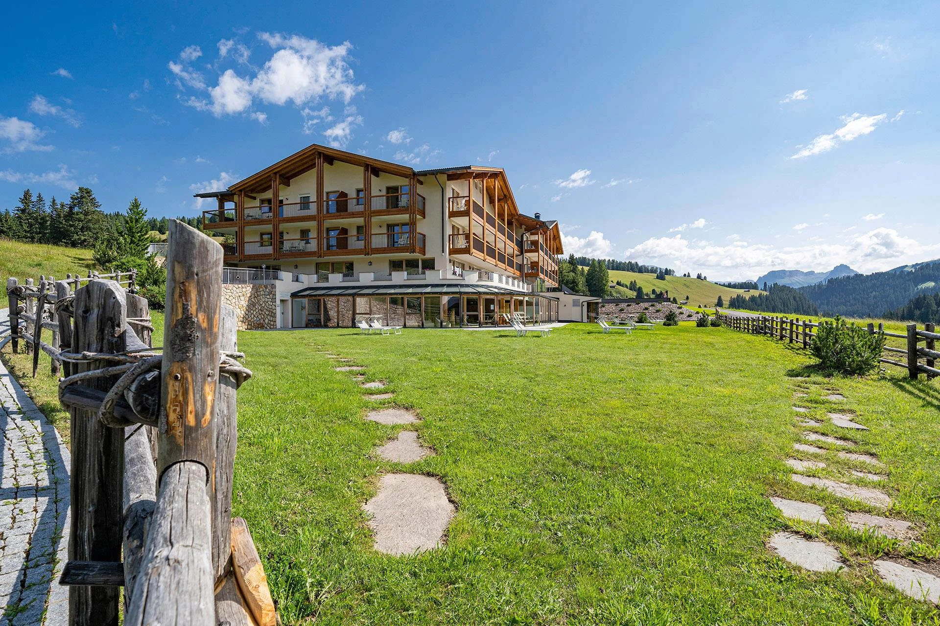 Hotel Brunelle Kastelruth/Castelrotto 28 suedtirol.info