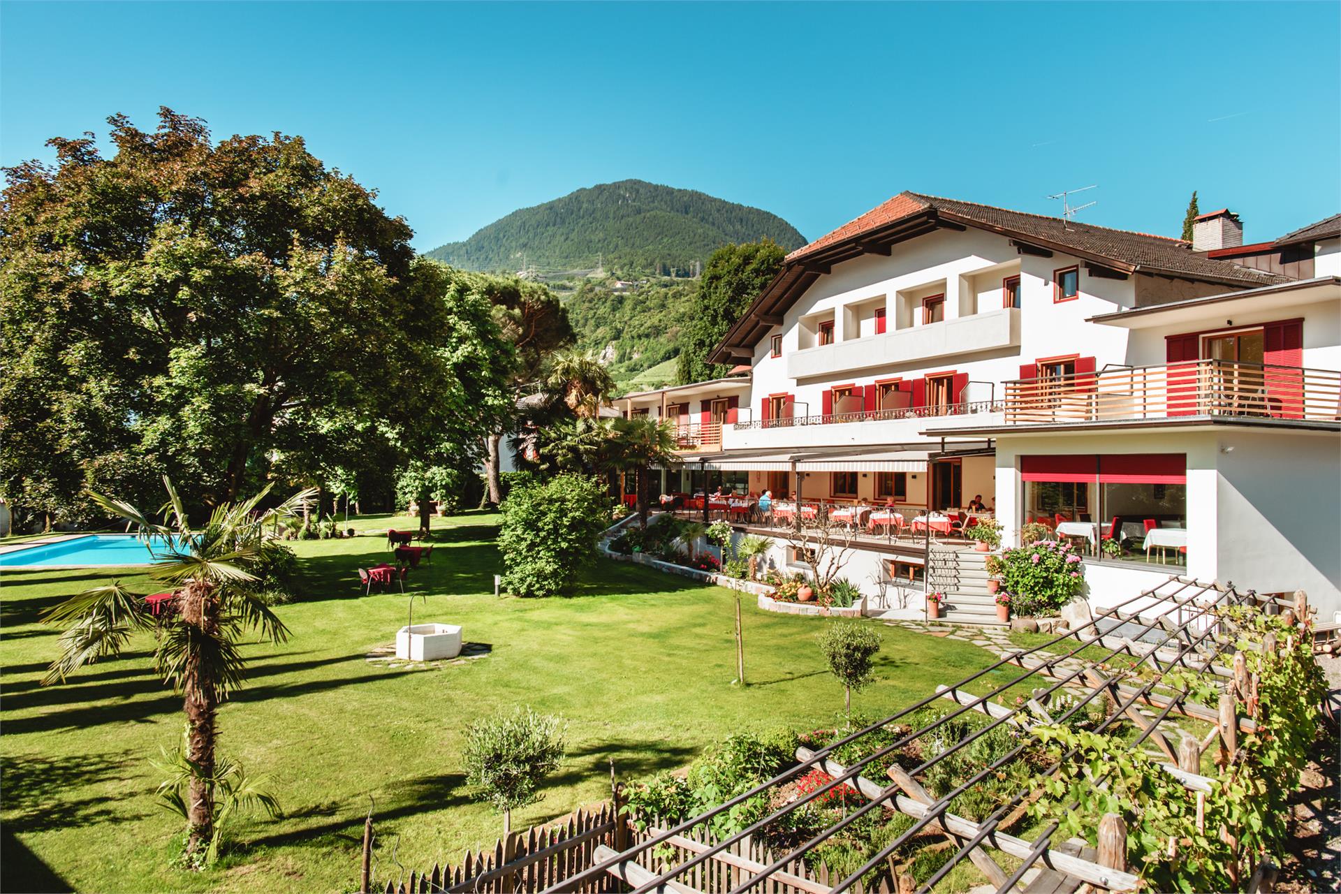 Hotel Eichhof Lana 2 suedtirol.info