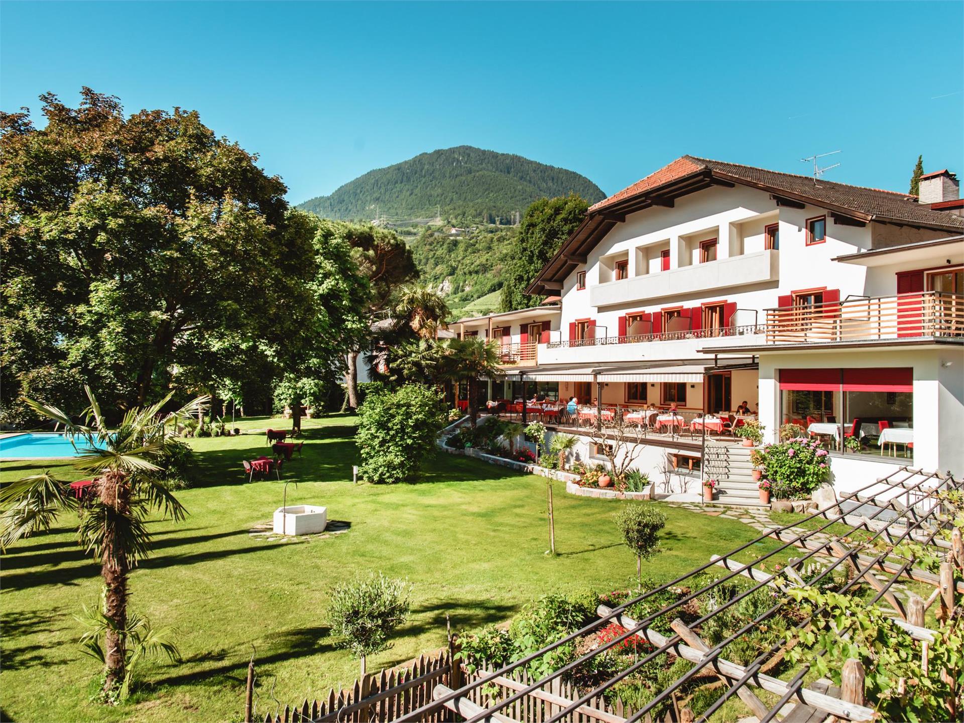 Hotel Eichhof Lana 1 suedtirol.info
