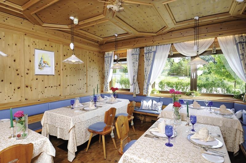 Hotel Ristorante Kirchsteiger Lana 18 suedtirol.info