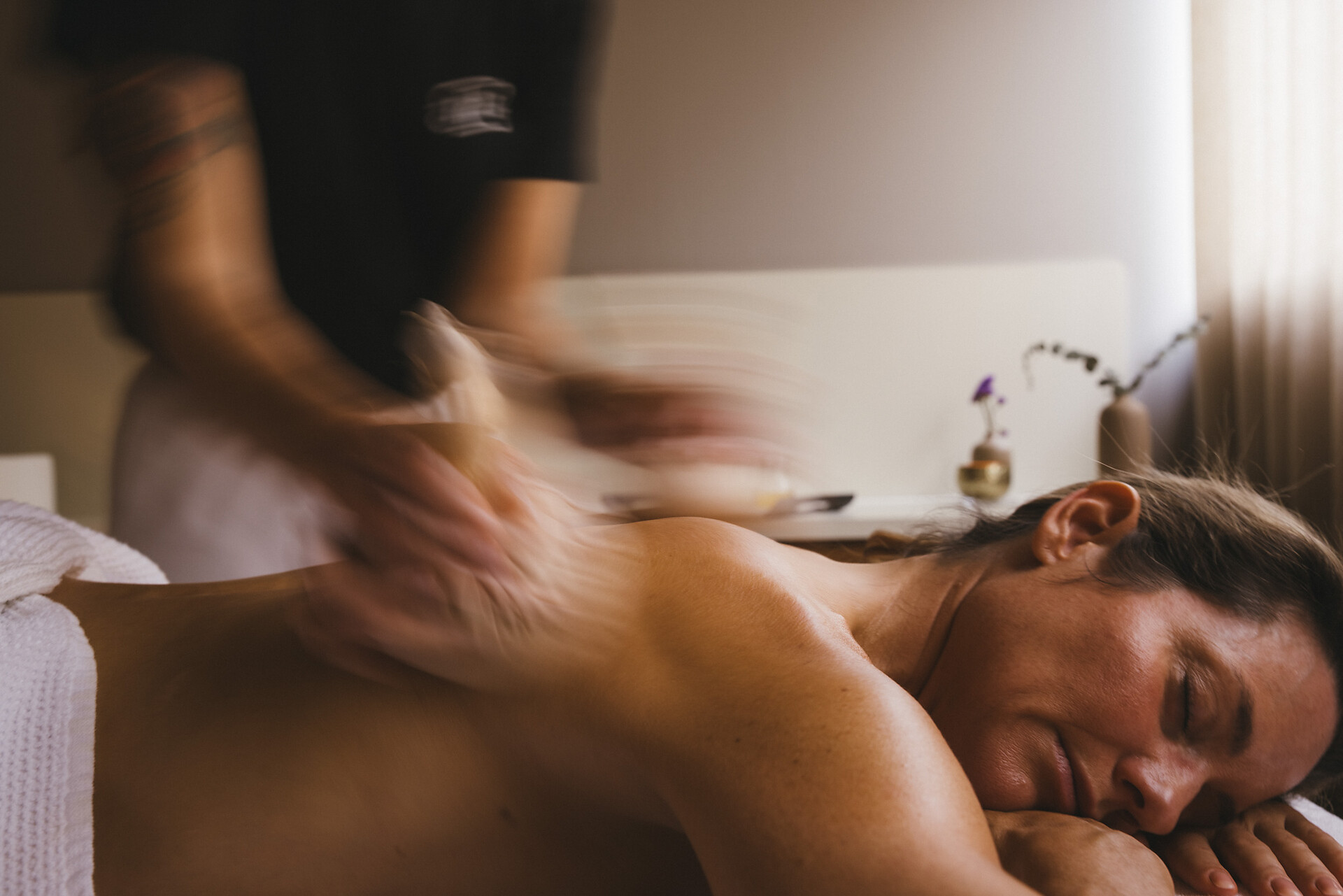 Eine wohltuende Massage im VistaSpa