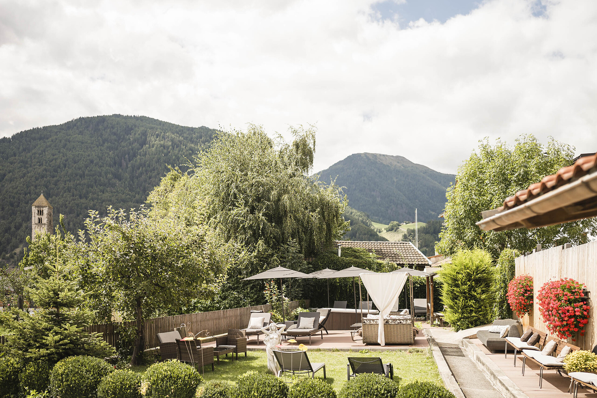 Hotel Tyrol