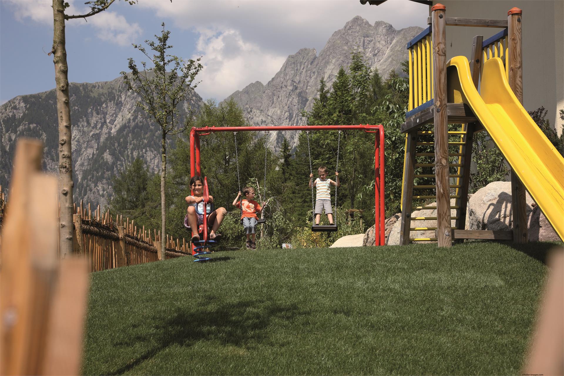 Hotel Falzeben Avelengo 8 suedtirol.info
