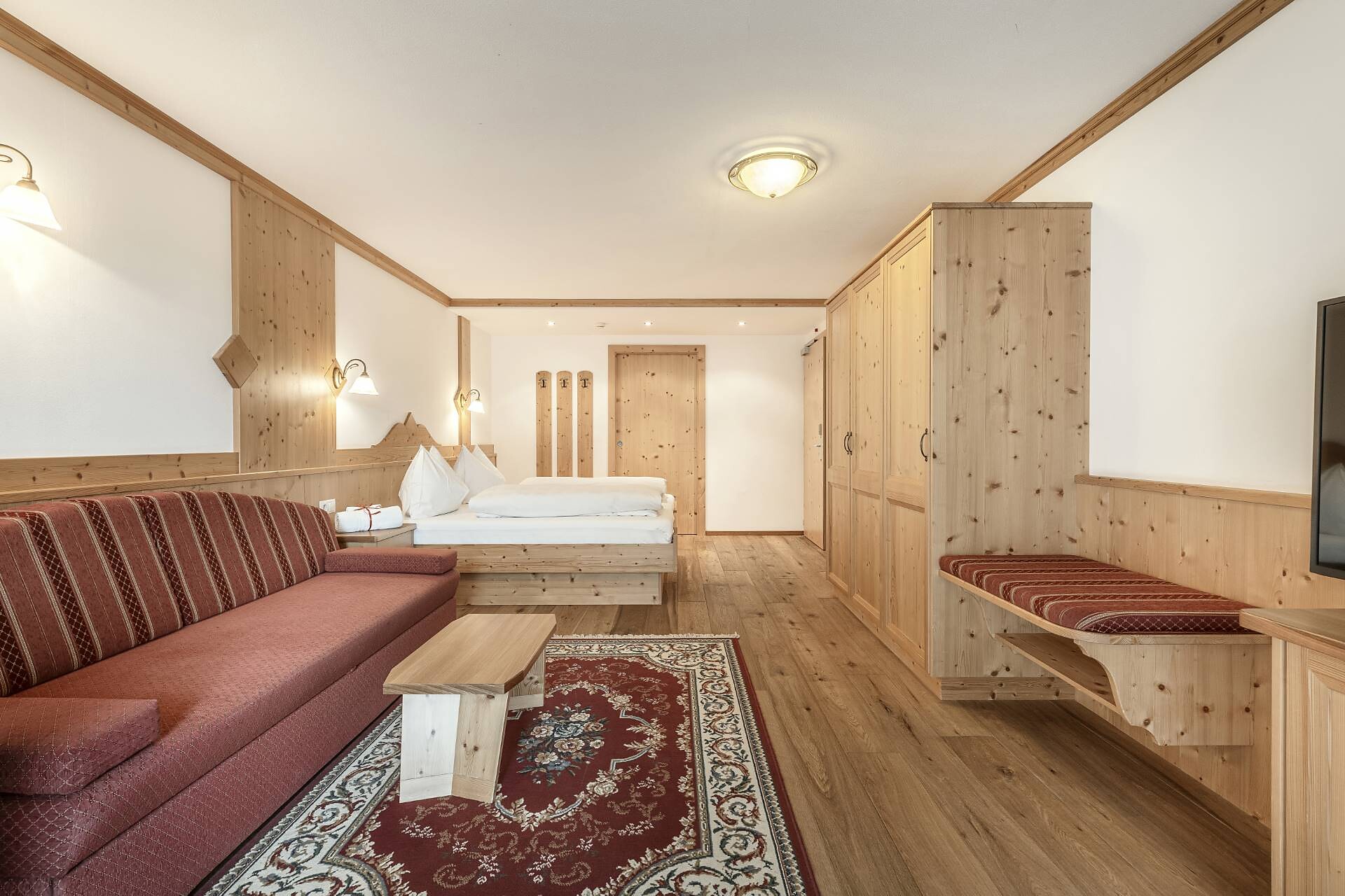 Double bed/twin bed/Superior/balcony