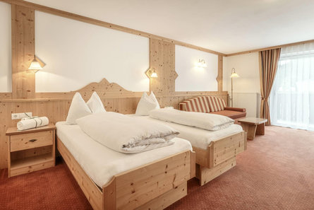 Hotel Christeinerhof - Villa Pallua S.Crestina Gherdëina/Santa Cristina Val Gardana 31 suedtirol.info