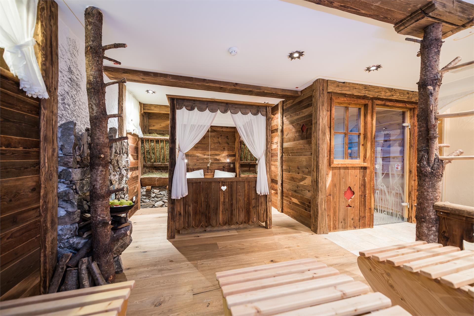 Hotel Ciamp S.Crestina Gherdëina/Santa Cristina Val Gardana 10 suedtirol.info
