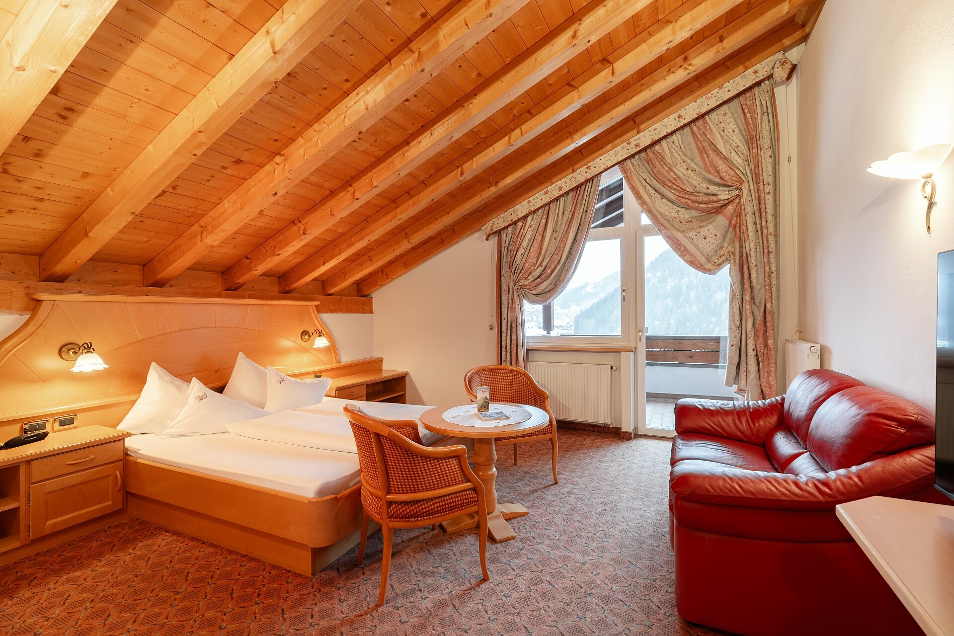 Doppelzimmer Komfort in Mansarde