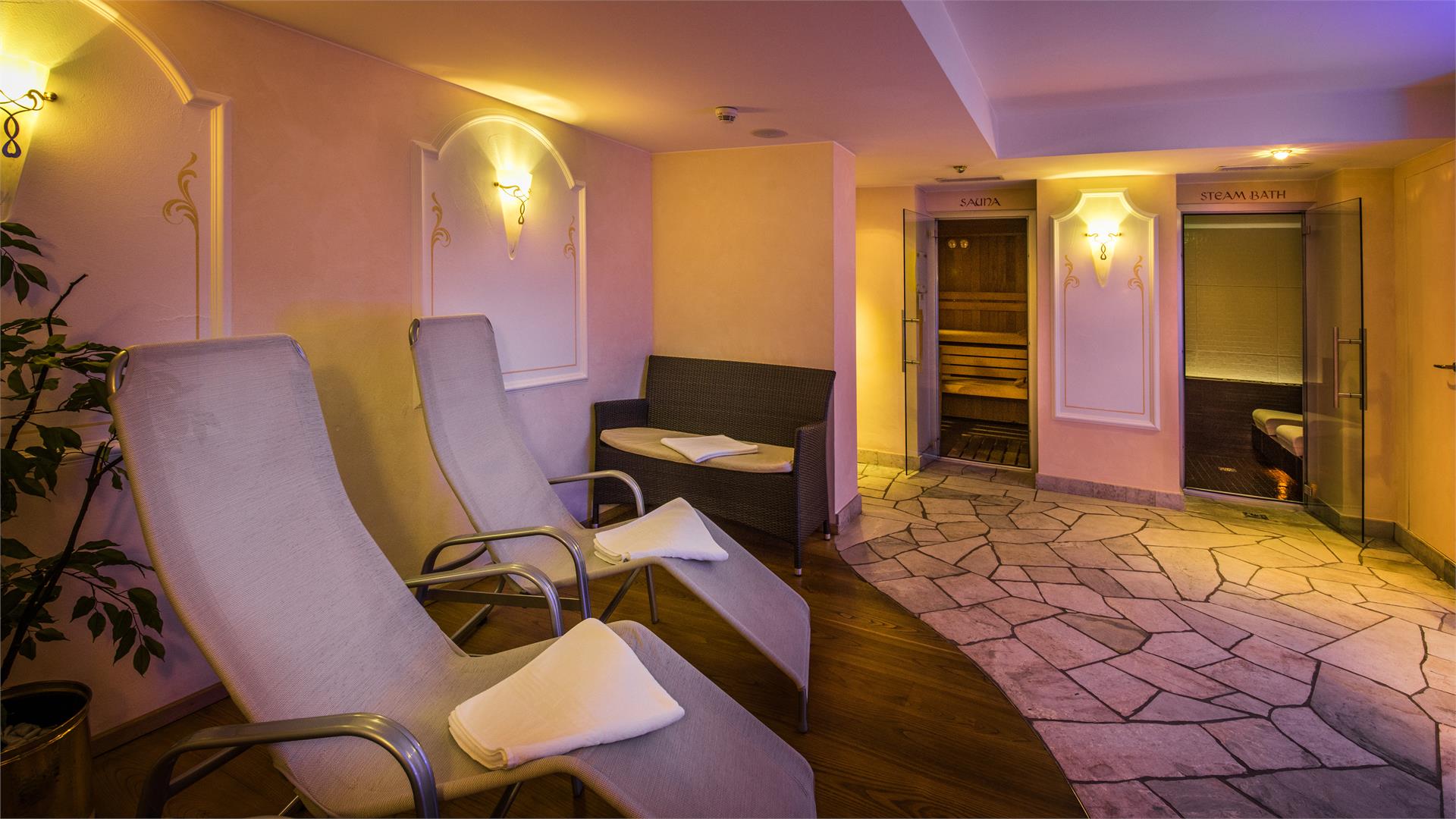Hotel Armin Sëlva/Selva 27 suedtirol.info
