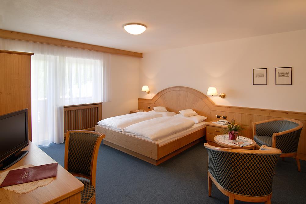 Hotel Bellevue Wolkenstein 7 suedtirol.info
