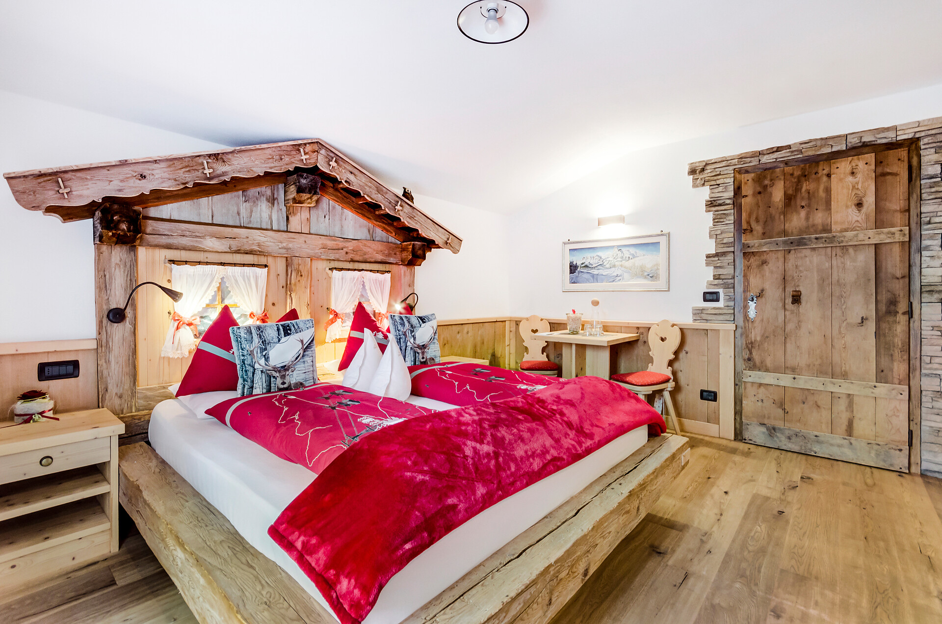 ROMANTIK room