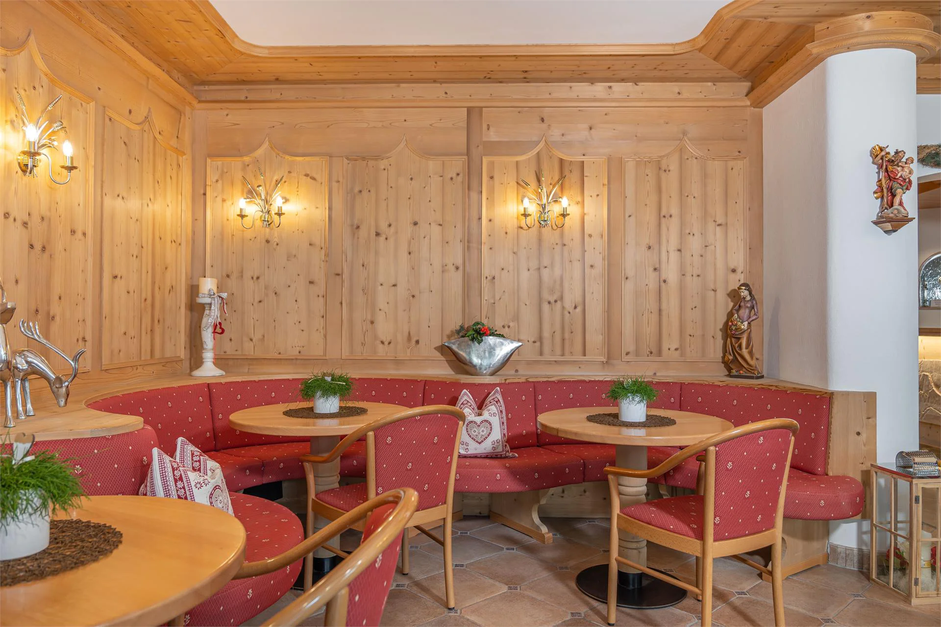 Hotel Rodella Selva 15 suedtirol.info