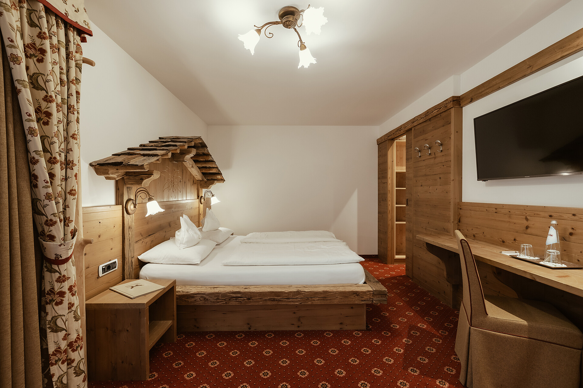 Hotel Edda - Dolomites Region Val Gardena - #11 - suedtirol.info