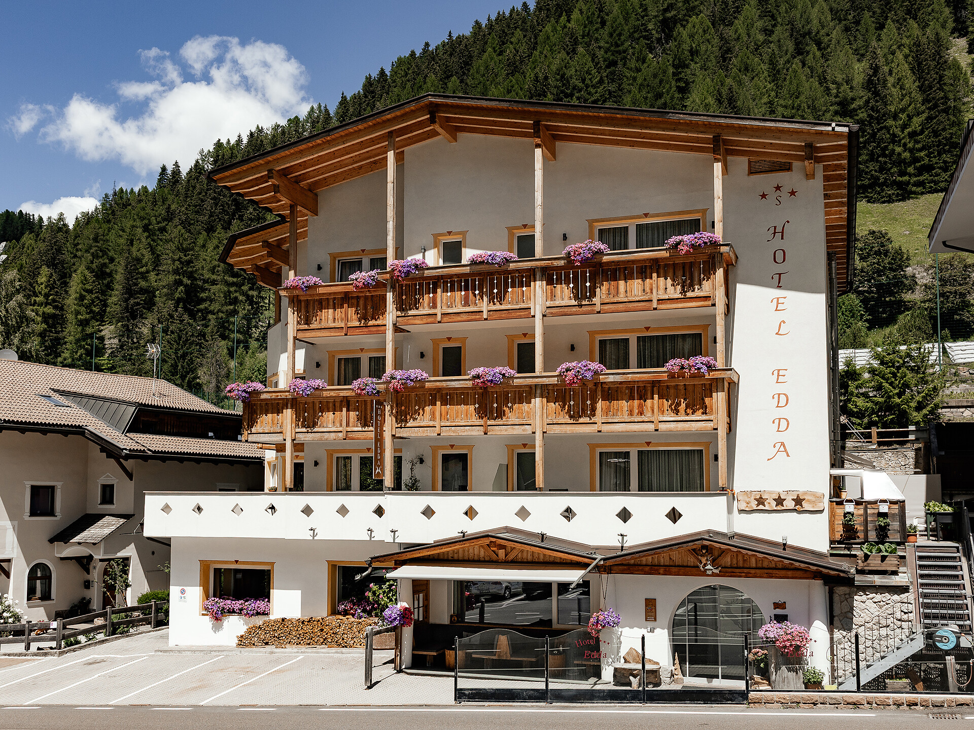 Hotel Edda - Dolomites Region Val Gardena - #1 - suedtirol.info