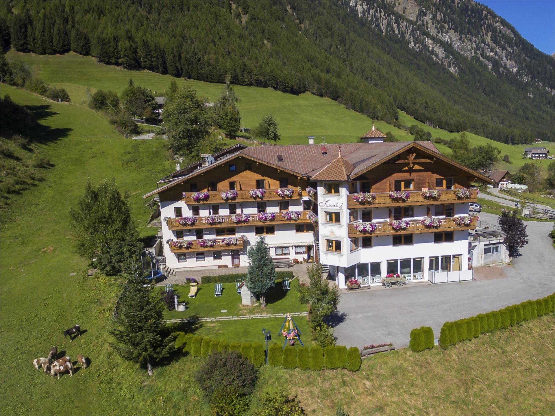 Hotel Kaserhof Mühlbach/Rio di Pusteria 1 suedtirol.info