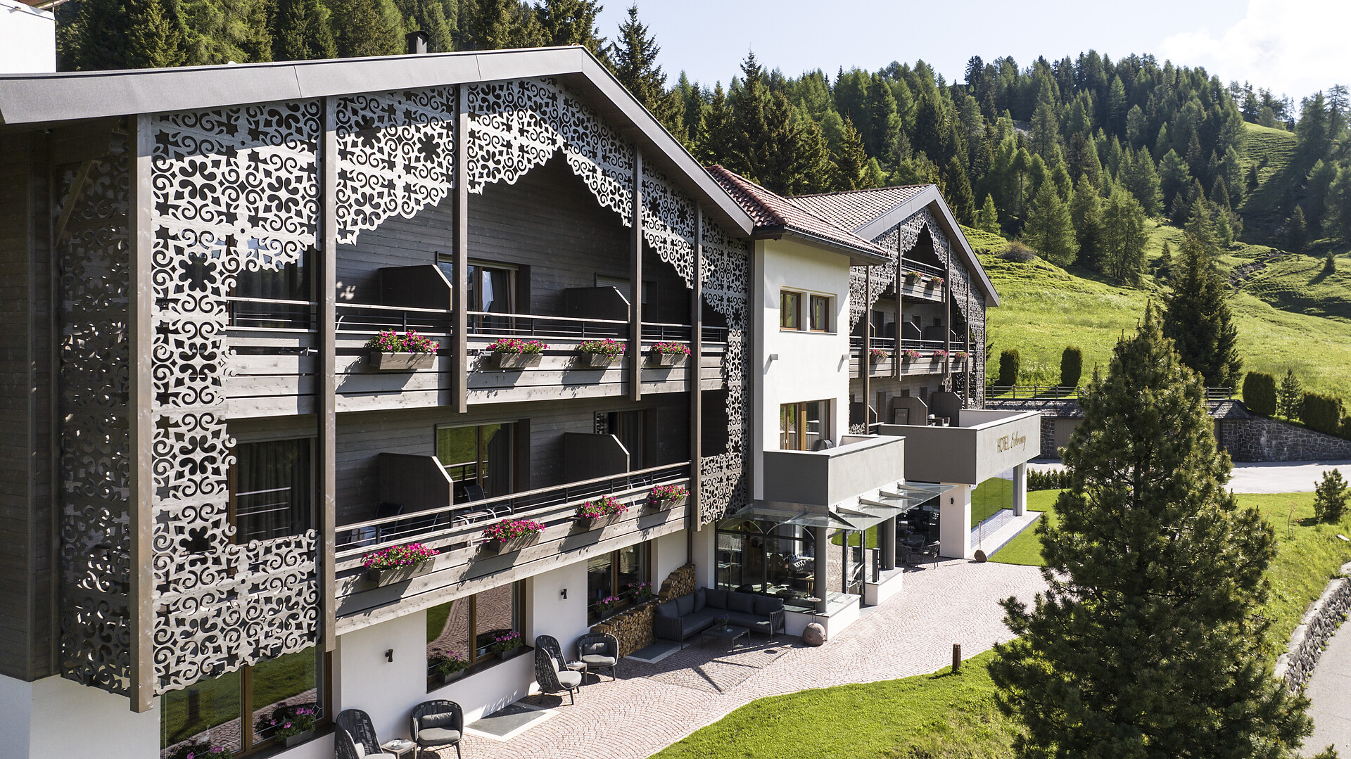 Hotel Schmung - Dolomites Region Seiser Alm - #1 - suedtirol.info