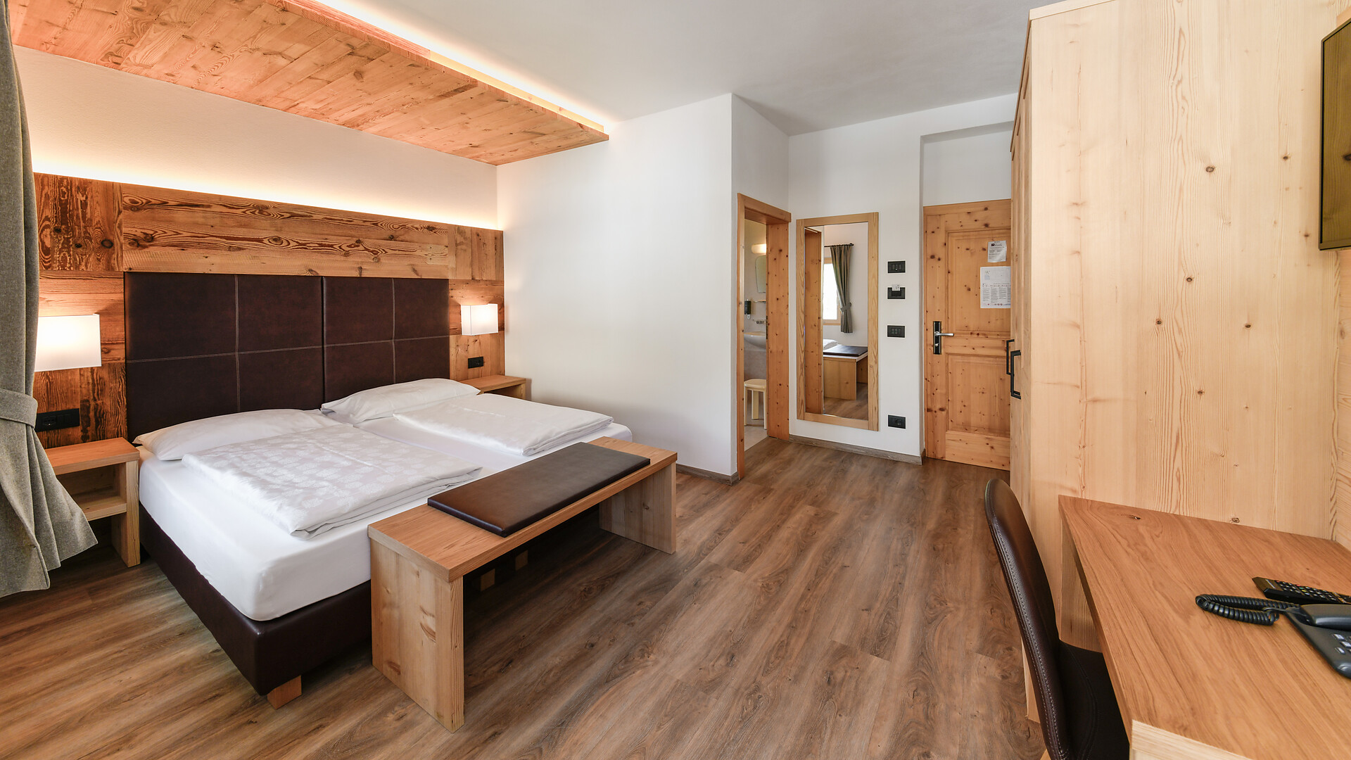 superior room