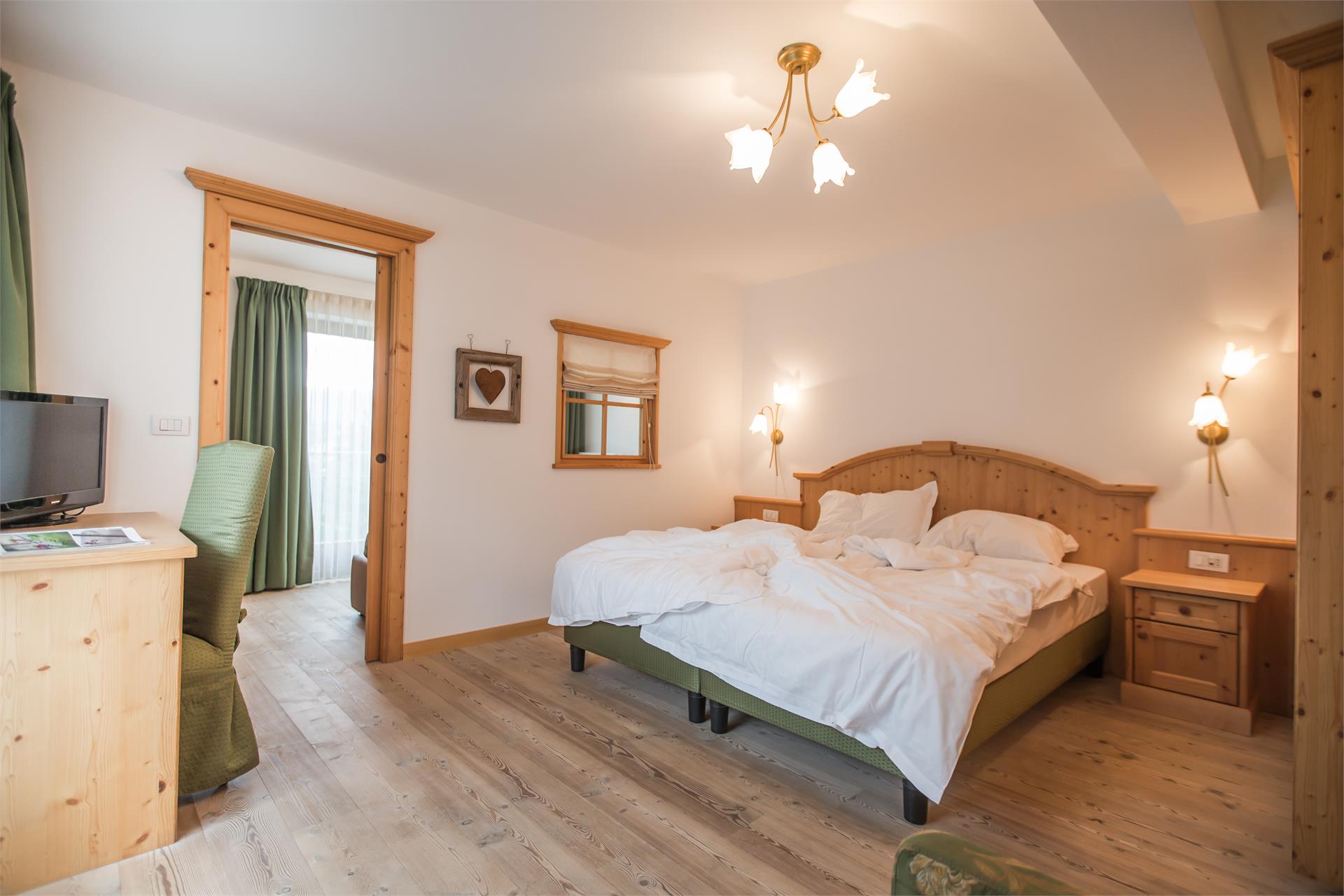 Hotel Innerhofer Gais 12 suedtirol.info