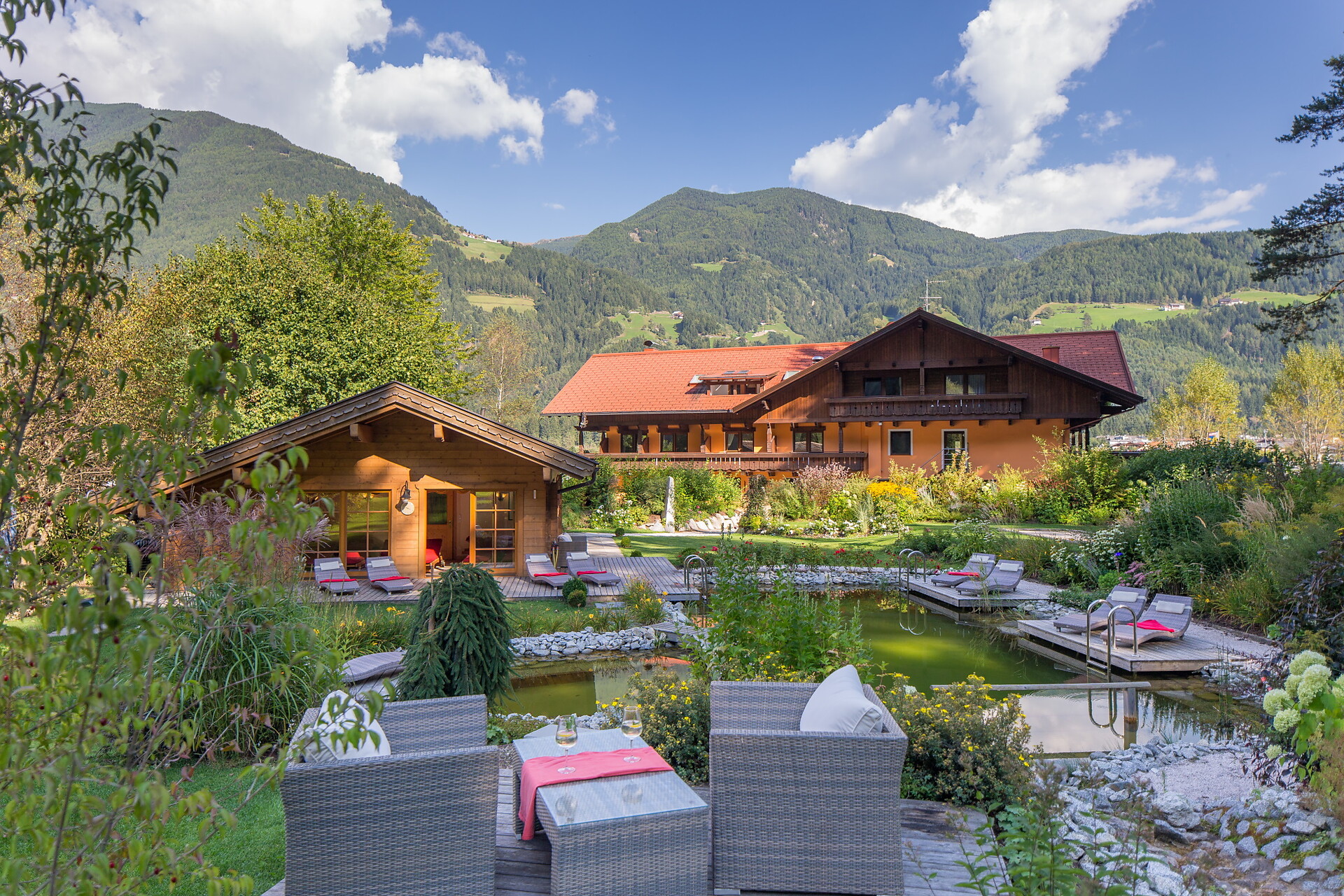 Hotel Burgfrieden Gais 1 suedtirol.info