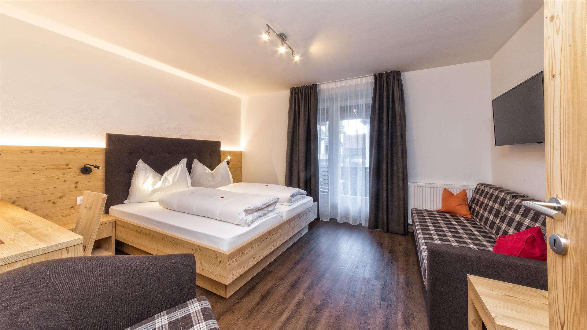 Hotel Messnerwirt Valdaora 17 suedtirol.info