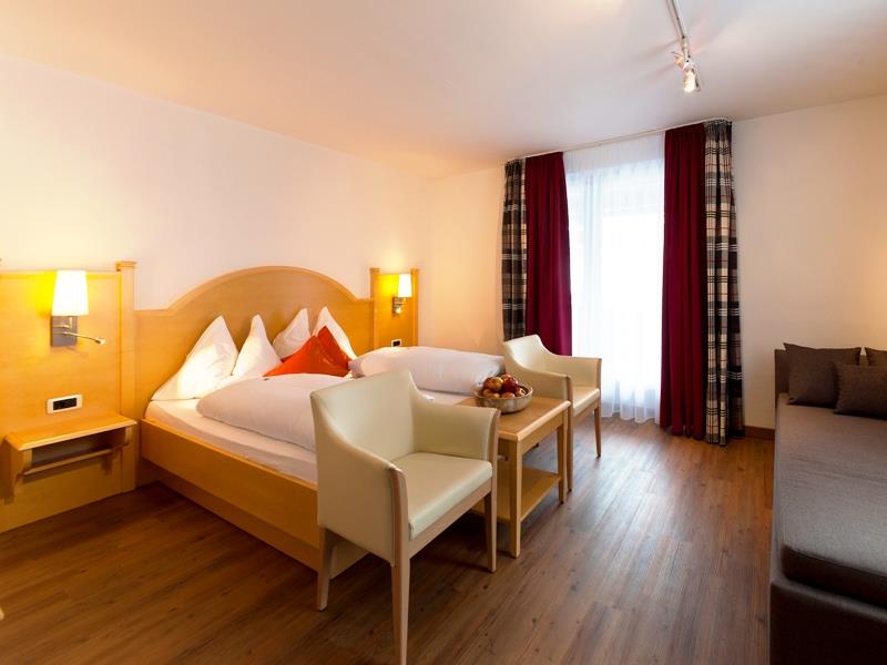 Hotel Messnerwirt Valdaora 19 suedtirol.info