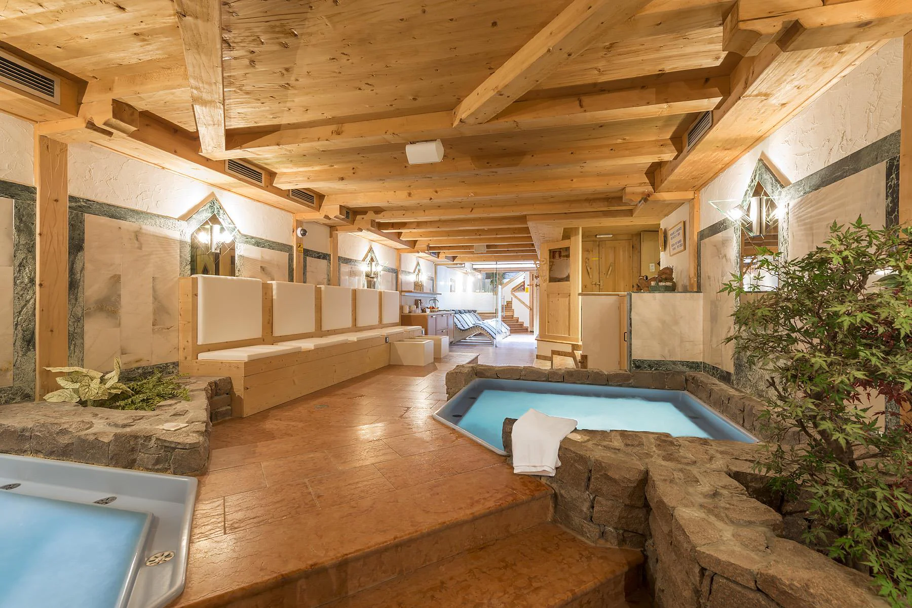 Hotel La Stüa Badia 28 suedtirol.info