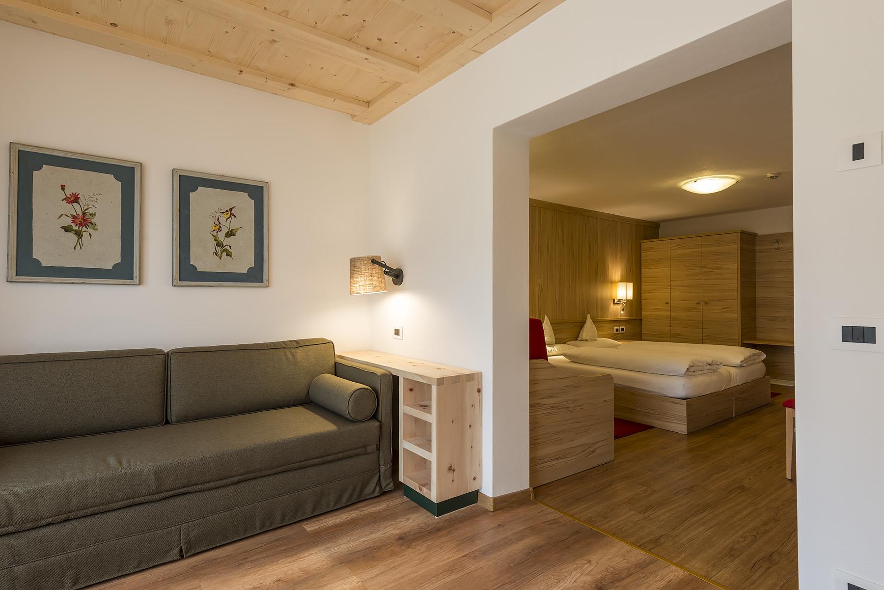 Hotel La Stüa Badia 13 suedtirol.info