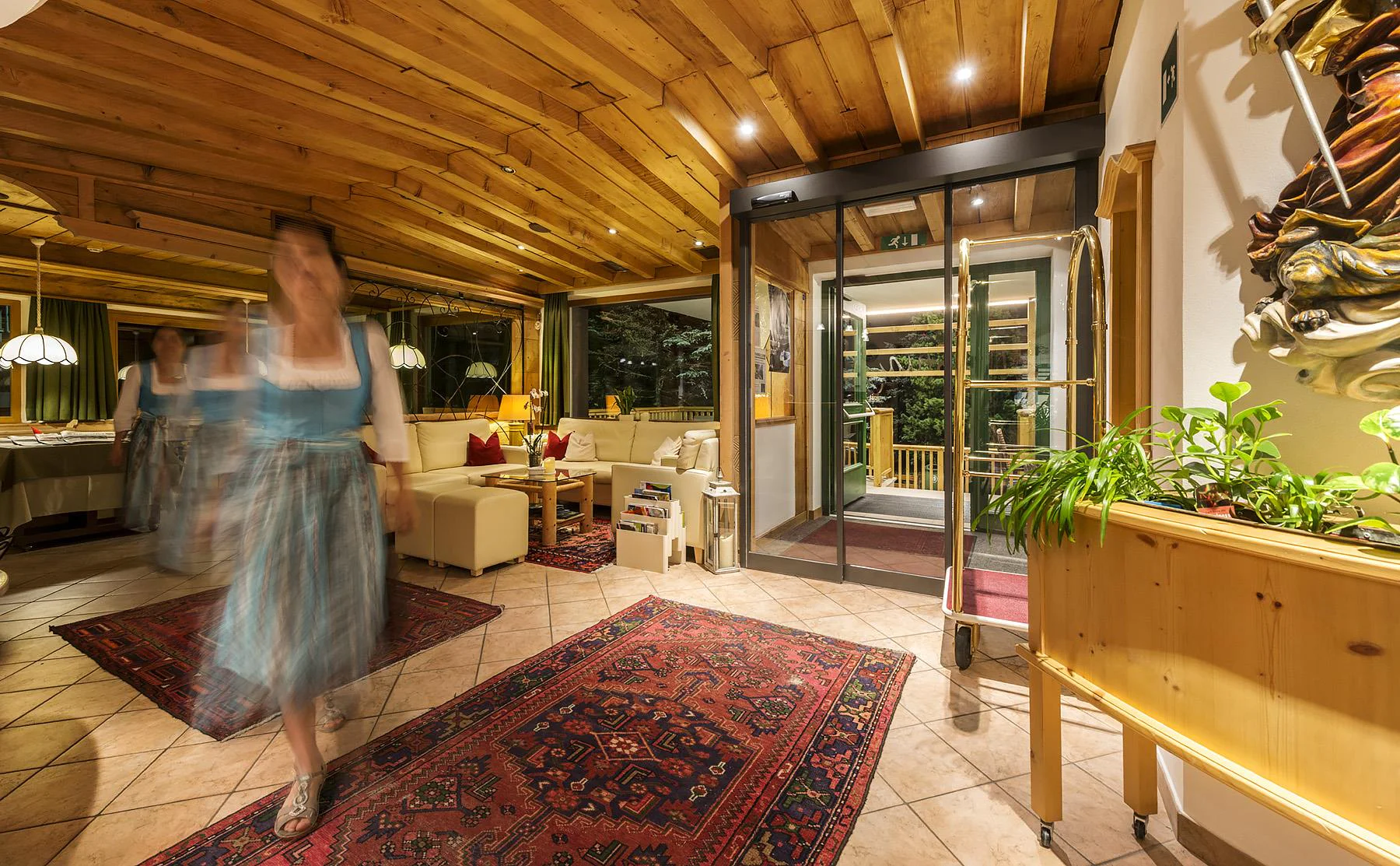 Hotel La Stüa Badia 4 suedtirol.info