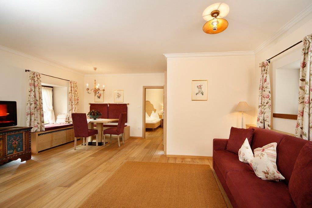 Hotel-Garni Ansitz Pünthof Algund/Lagundo 12 suedtirol.info