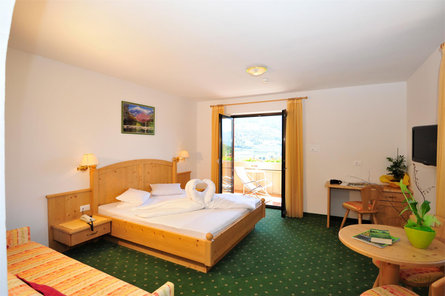Hotel Weger Tirol/Tirolo 14 suedtirol.info