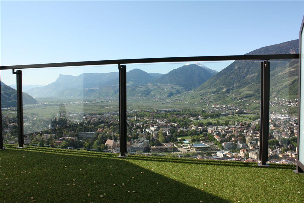 Hotel Restaurant Panorama Tirol/Tirolo 8 suedtirol.info