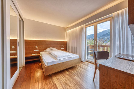 Hotel Apartments Krone Tirol/Tirolo 28 suedtirol.info