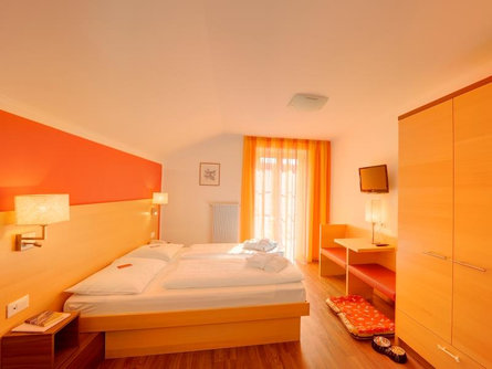 Hotel Rest. Mair am Ort Tirol/Tirolo 5 suedtirol.info