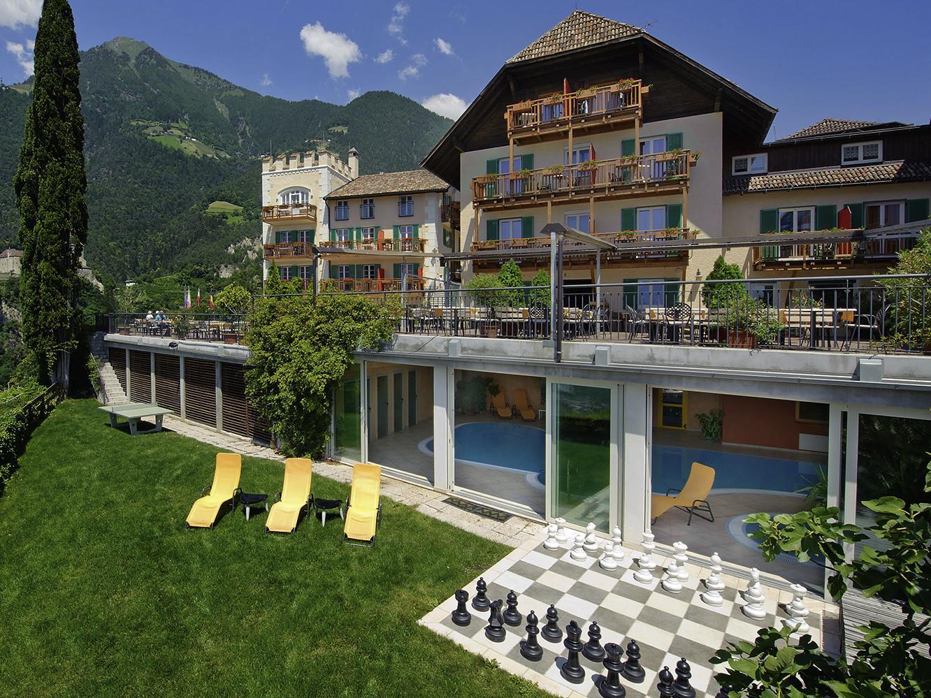 Hotel Ristorante Mair am Ort Tirolo 1 suedtirol.info