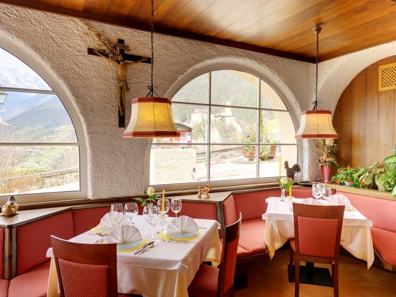 Hotel Ristorante Mair am Ort Tirolo 3 suedtirol.info