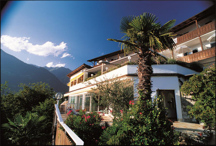 Hotel Bellevue Tirol/Tirolo 2 suedtirol.info