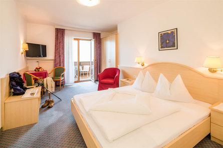 Hotel Bellevue Tirol/Tirolo 25 suedtirol.info