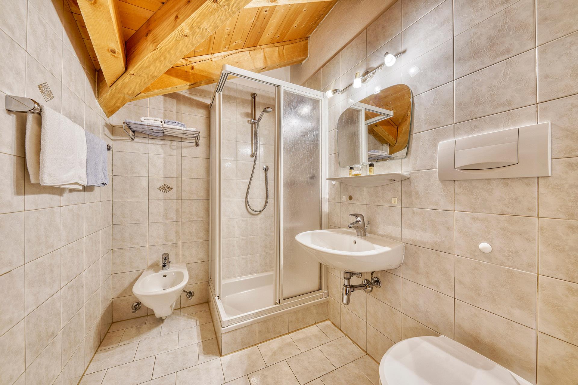 Hotel Stefanie Tirolo 15 suedtirol.info