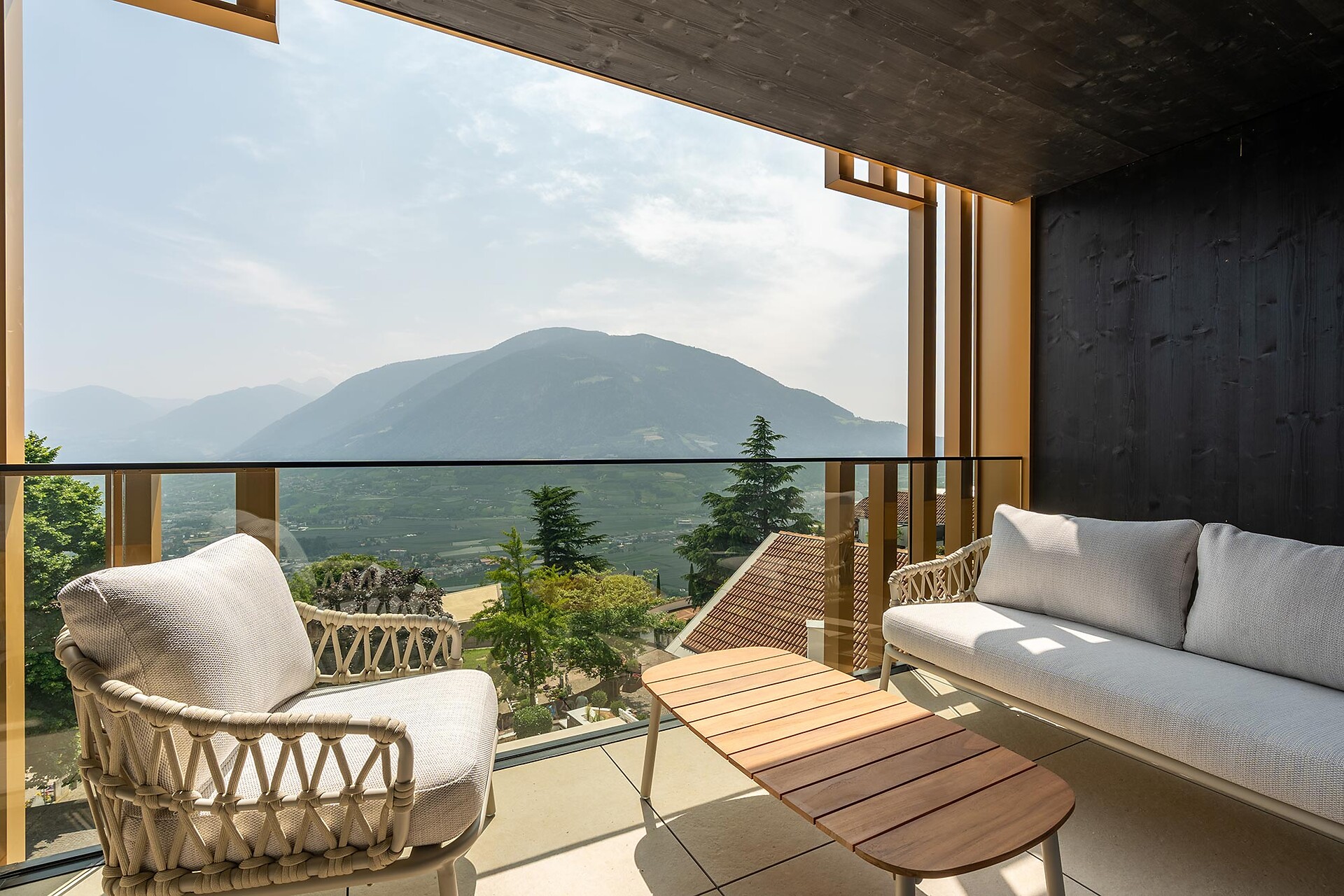 Alea balcony