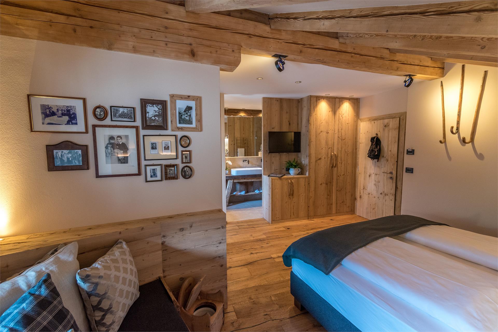 Hotel Gasthof zum Mohren Tisens/Tesimo 14 suedtirol.info