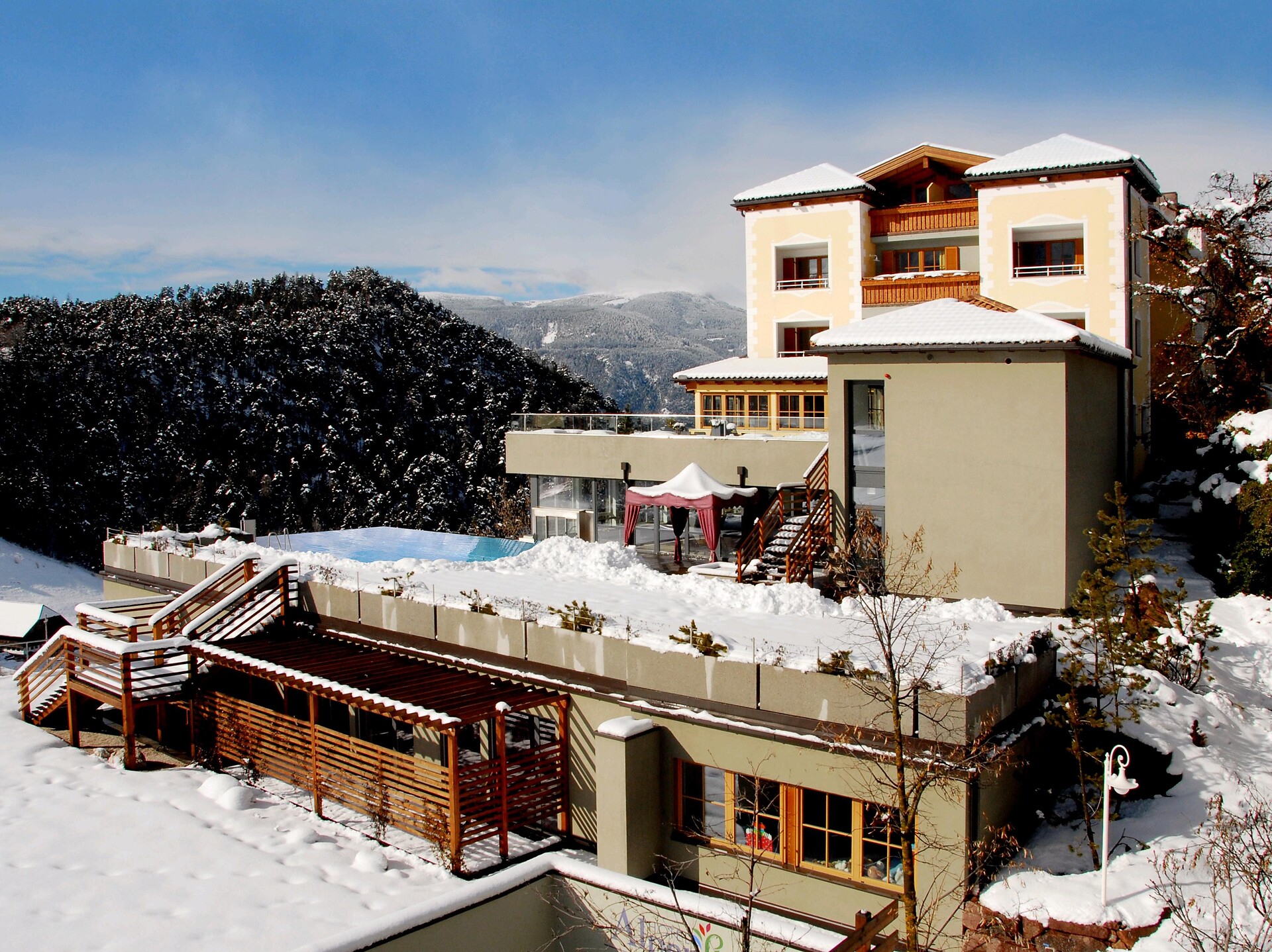 Hotel Alpenflora****