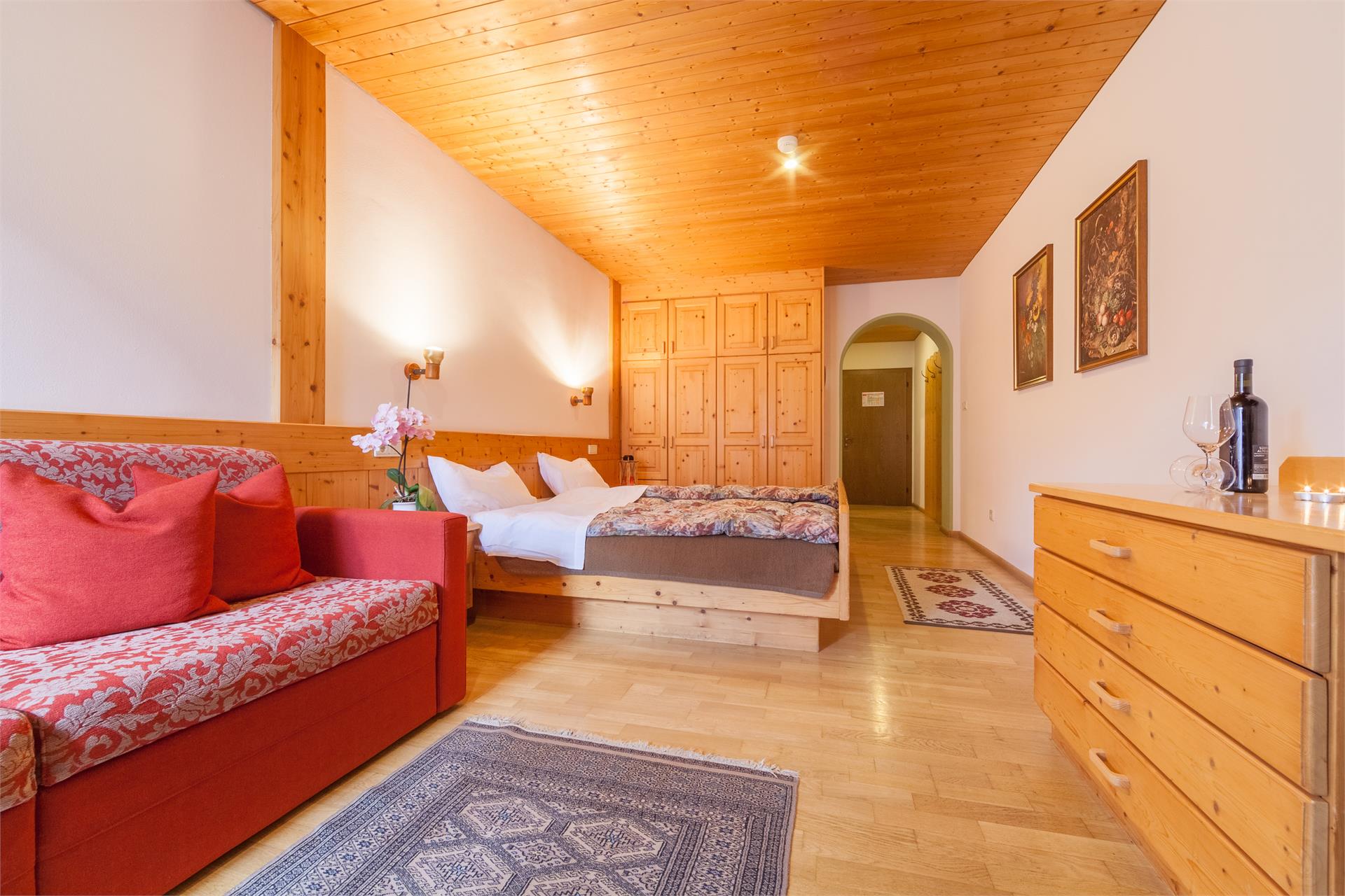 Hotel Hell Monguelfo-Tesido 2 suedtirol.info