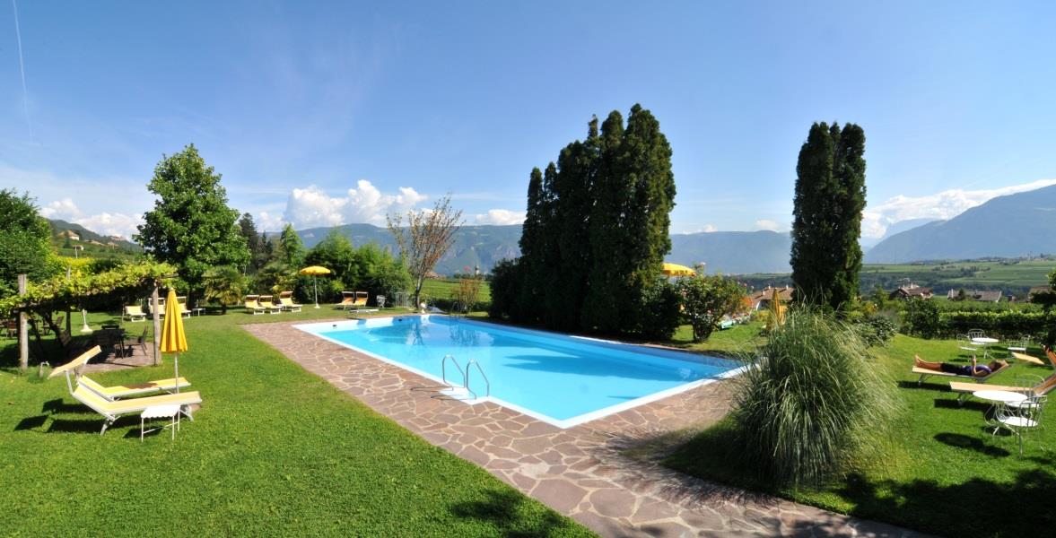 Hotel Ansitz Tschindlhof Eppan an der Weinstraße 3 suedtirol.info